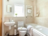 howells-mere-94-cotswolds-spa-holidaysbathroom-1a