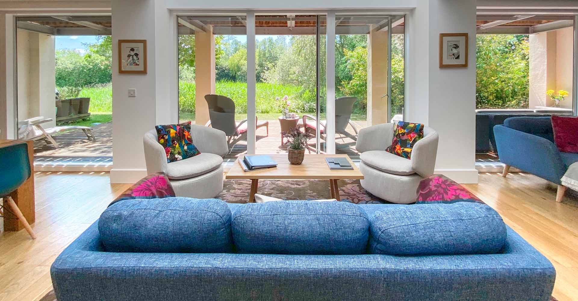 Lakeside Cotswolds Holiday Lettings at Lower Mill