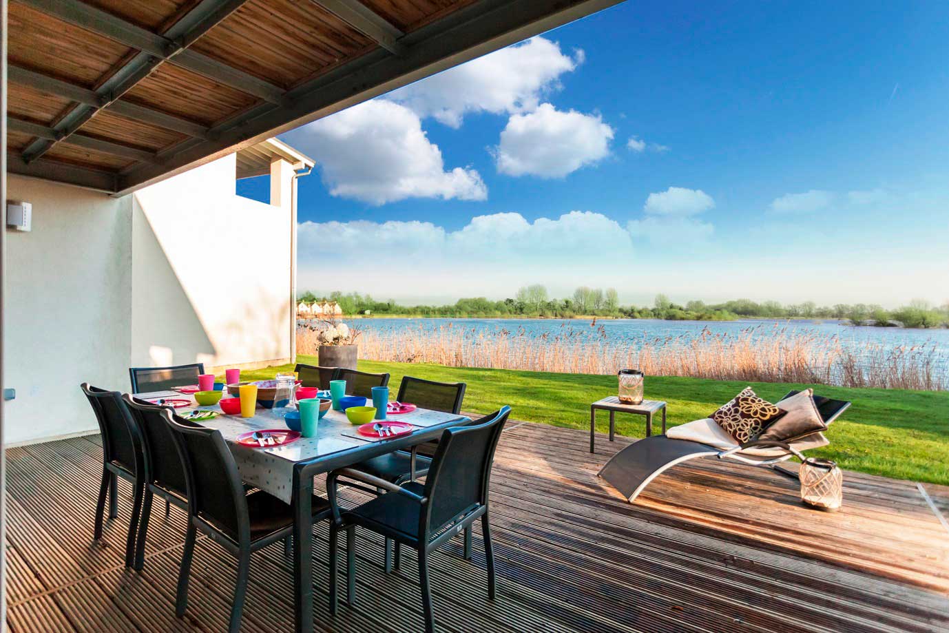 Clearwater 25 - Reeds, Lower Mill Estate – Deck Dining