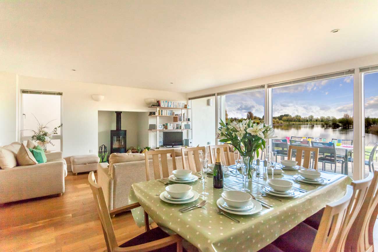 Clearwater 25 - Reeds, Lower Mill Estate – Dining-Area