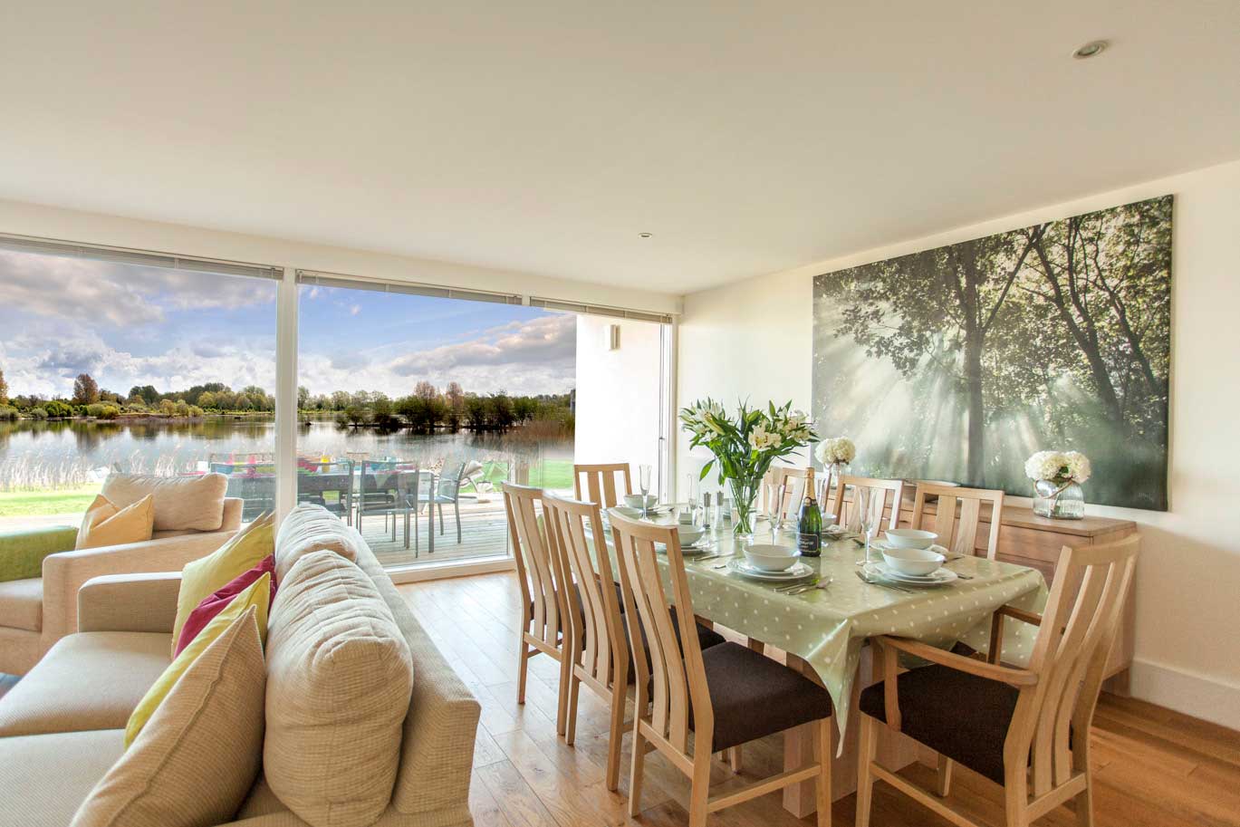Clearwater 25 - Reeds, Lower Mill Estate – Dining Area